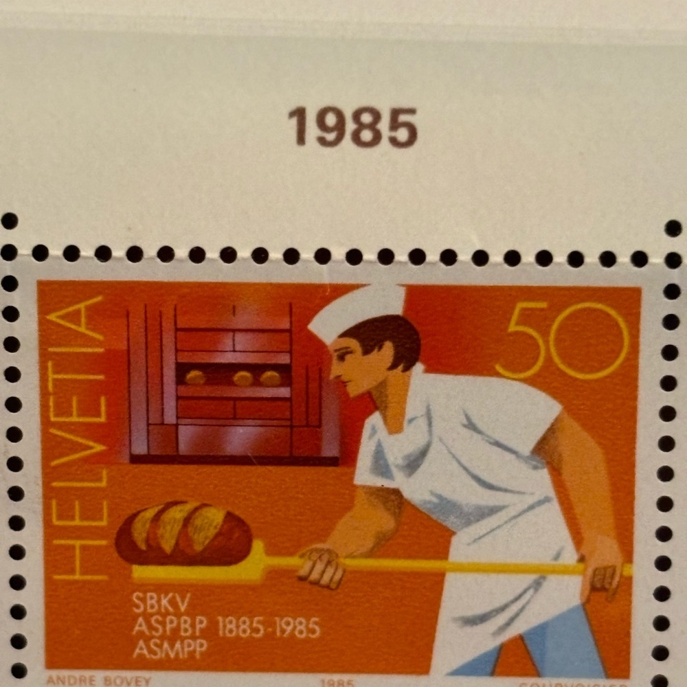 Vintage 1985 complete sheet of Sonder post Marken